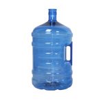 Bonbonne PET de 20 litres. Bouteille d'eau bleu